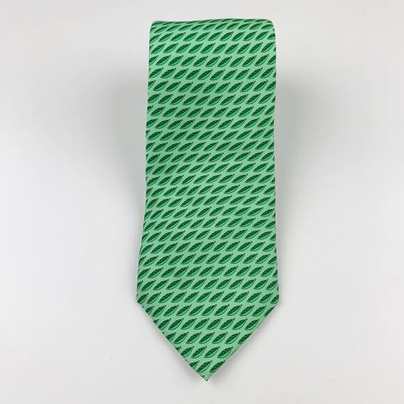 Vineyard Vines Custom Collection Tie Green Pea In A Pod Silk USA Handmade - Picture 1 of 4